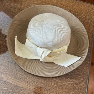 San Diego Hat Company Cream and Tan Wide-Brimmed Sun Hat